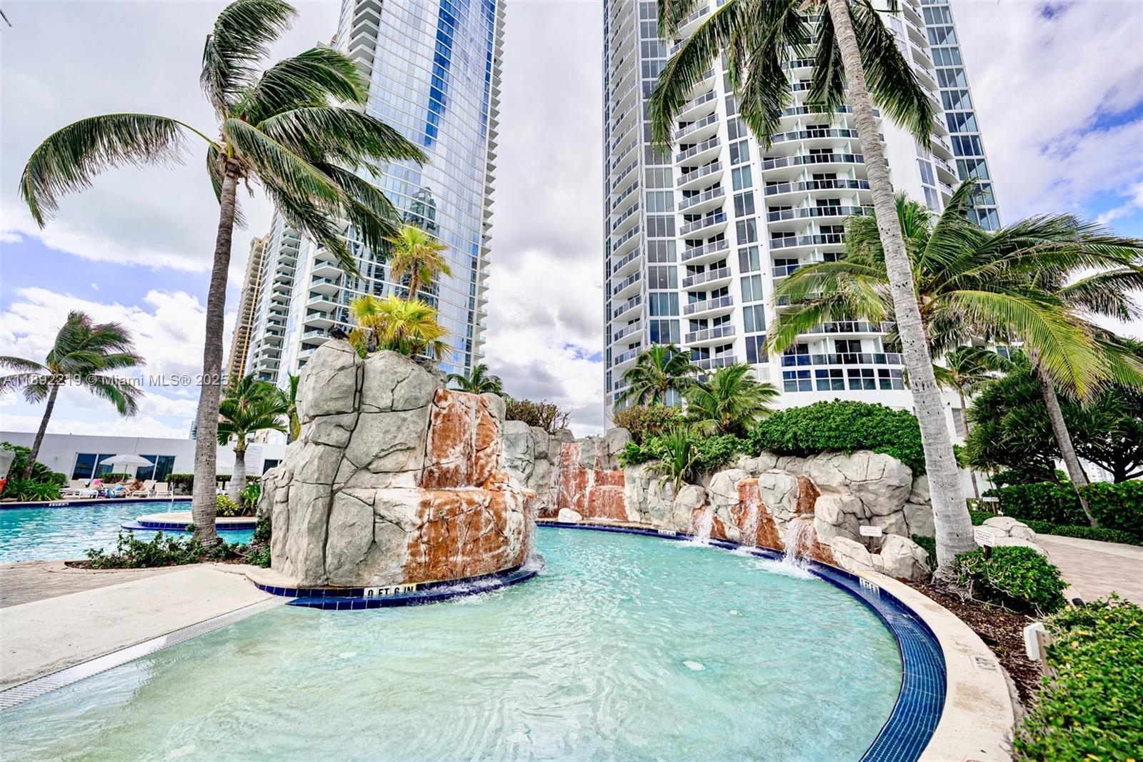 18001 SE Collins Ave 2111