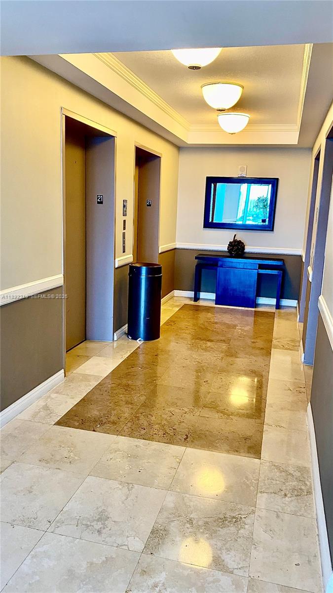 TRUMP INTERNATIONAL SONES - Residential