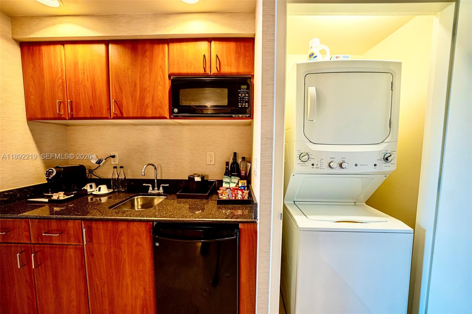 TRUMP INTERNATIONAL SONES - Residential