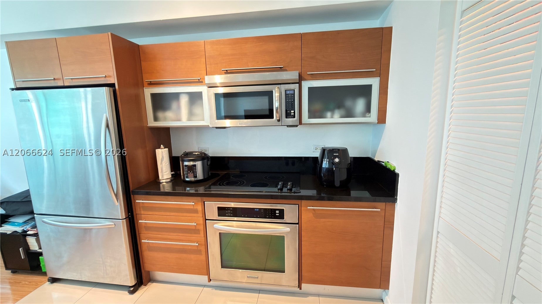 244 Biscayne Blvd 808