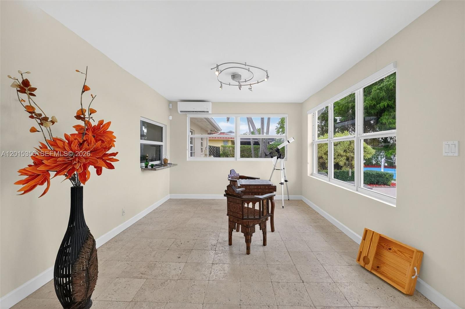 SNAPPER CREEK PARK UNIT N - Residential