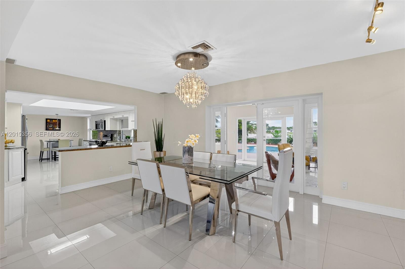 SNAPPER CREEK PARK UNIT N - Residential
