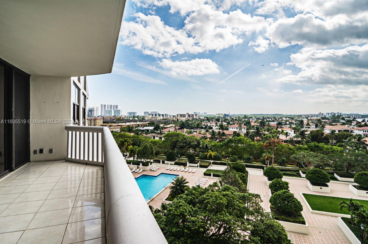 WILLIAMS ISLAND - Residential