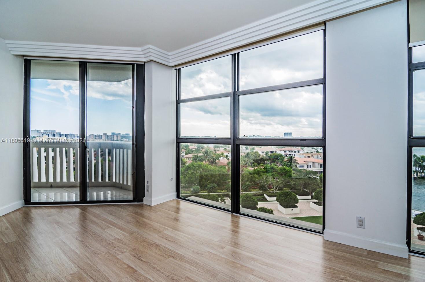 WILLIAMS ISLAND - Residential