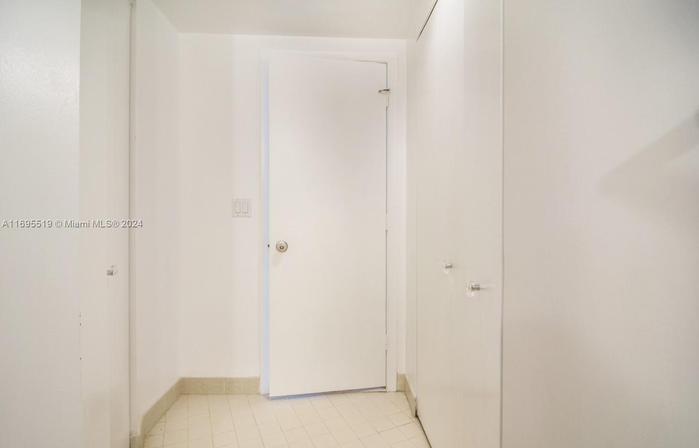 WILLIAMS ISLAND - Residential