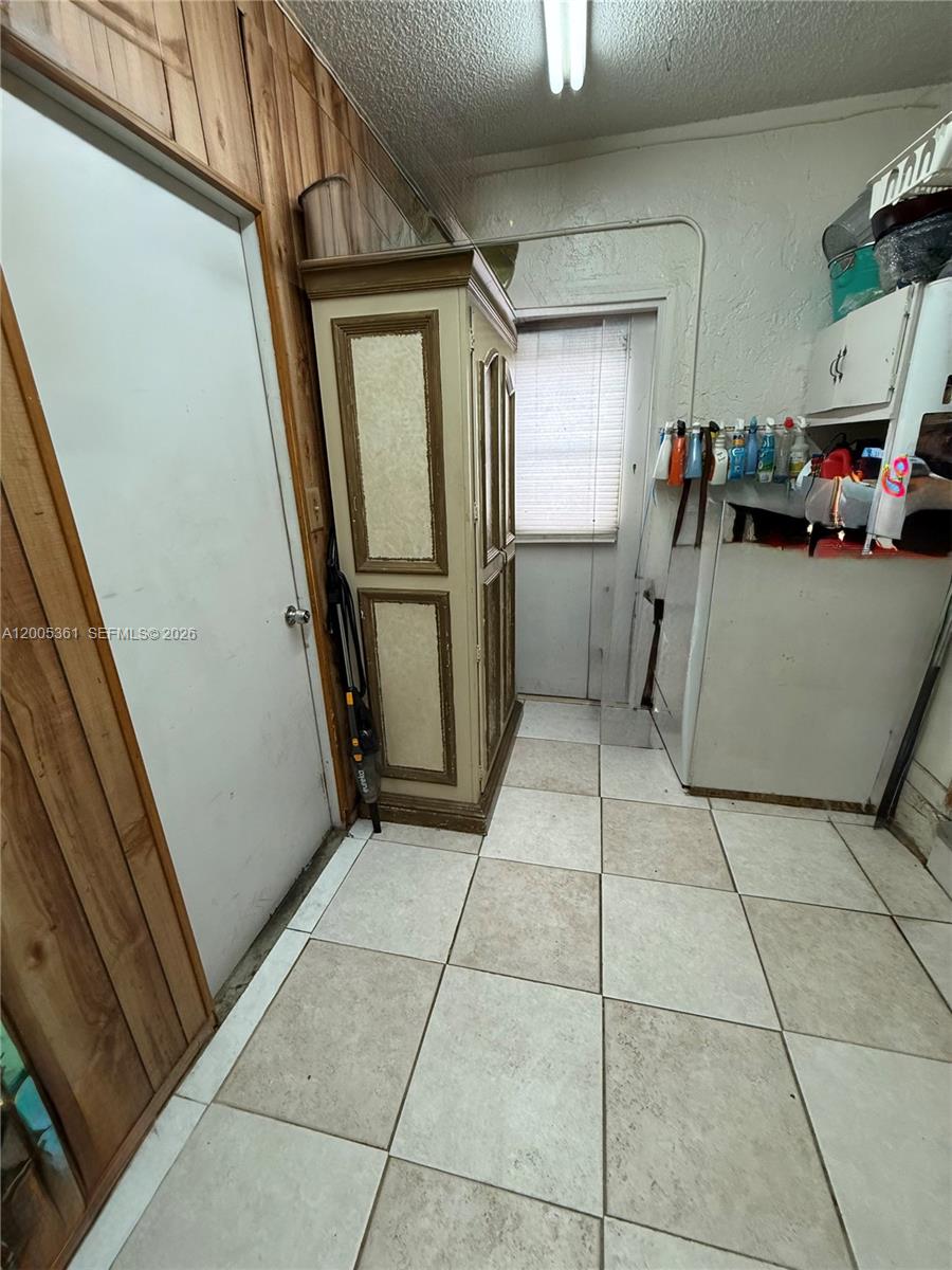 NORTH LAUDERDALE VILLAGE - Residential