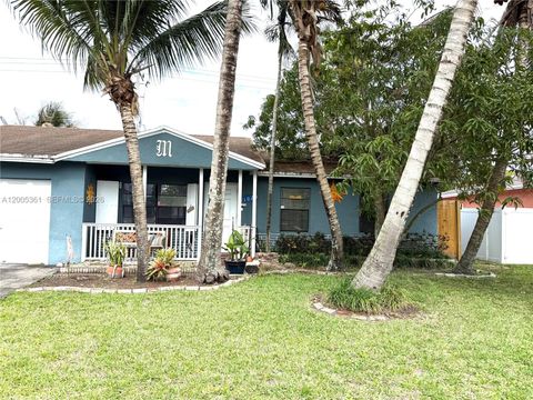 1020 SW 81st Ter North Lauderdale FL 33068