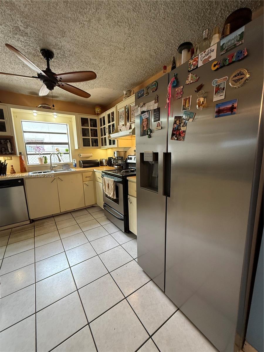 NORTH LAUDERDALE VILLAGE - Residential