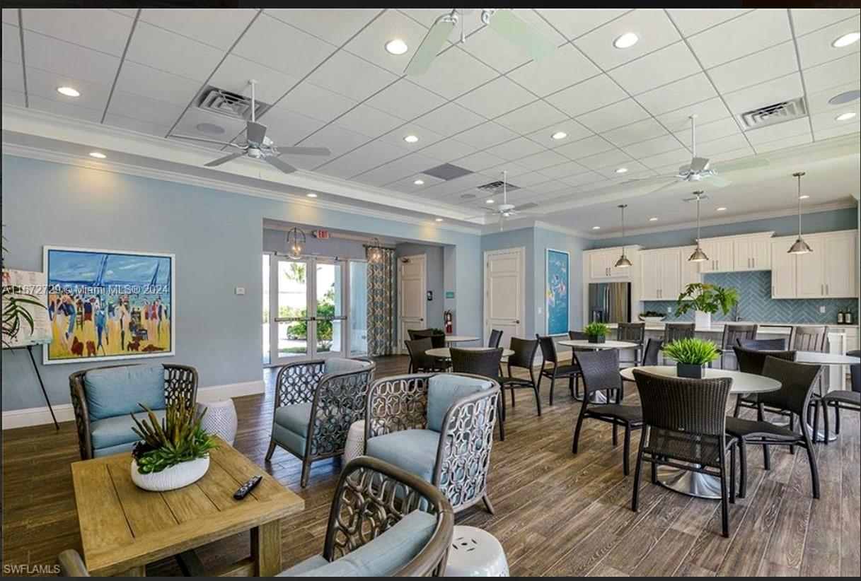 Avalon of Naples - Residential