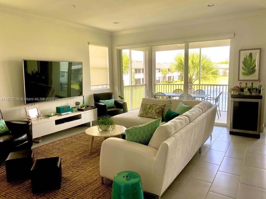 Avalon of Naples - Residential