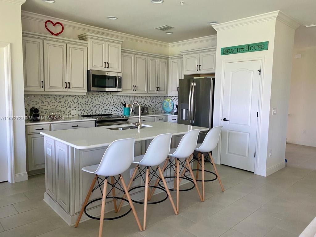 Avalon of Naples - Residential