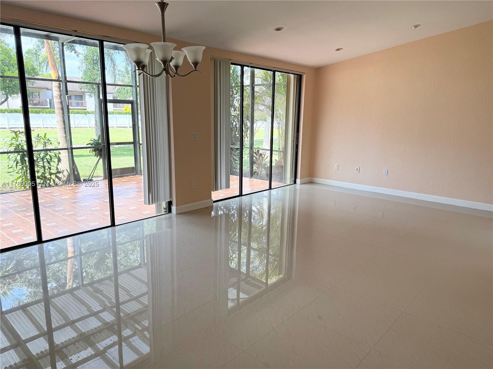 3950 Adra Ave H-53