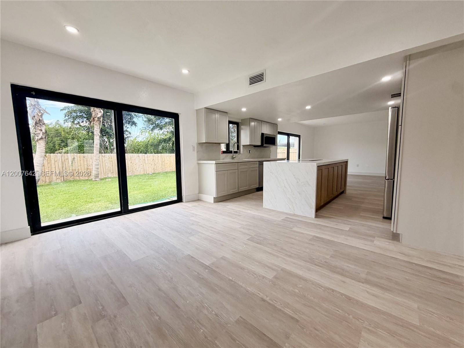 CUTLER LANDINGS 1ST ADDN - Residential