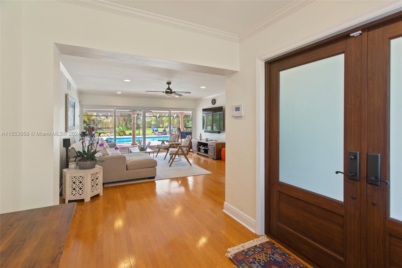 HOLIDAY ESTS - Residential