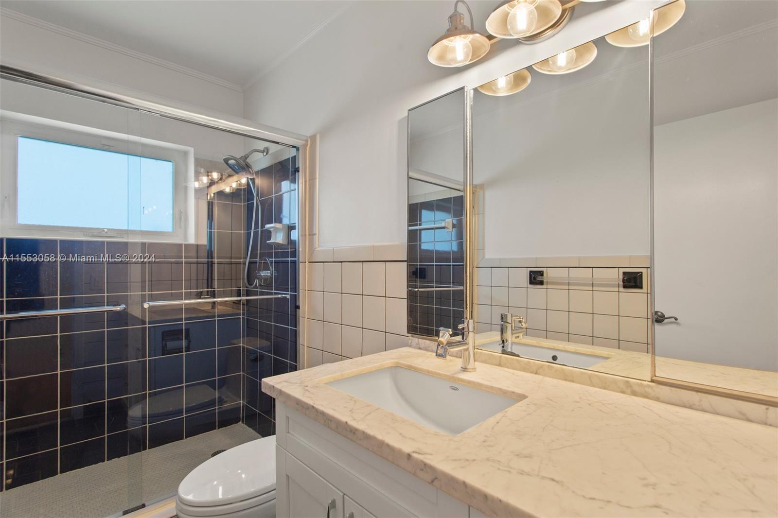 HOLIDAY ESTS - Residential