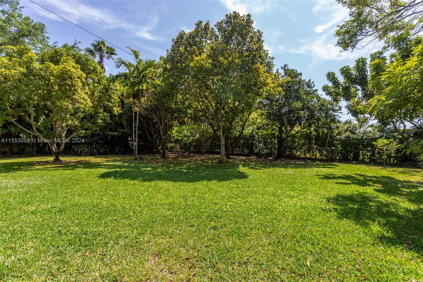 HOLIDAY ESTS - Residential