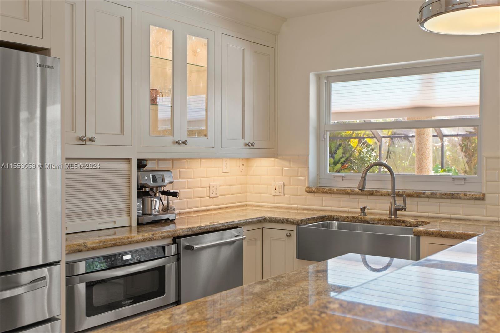 HOLIDAY ESTS - Residential