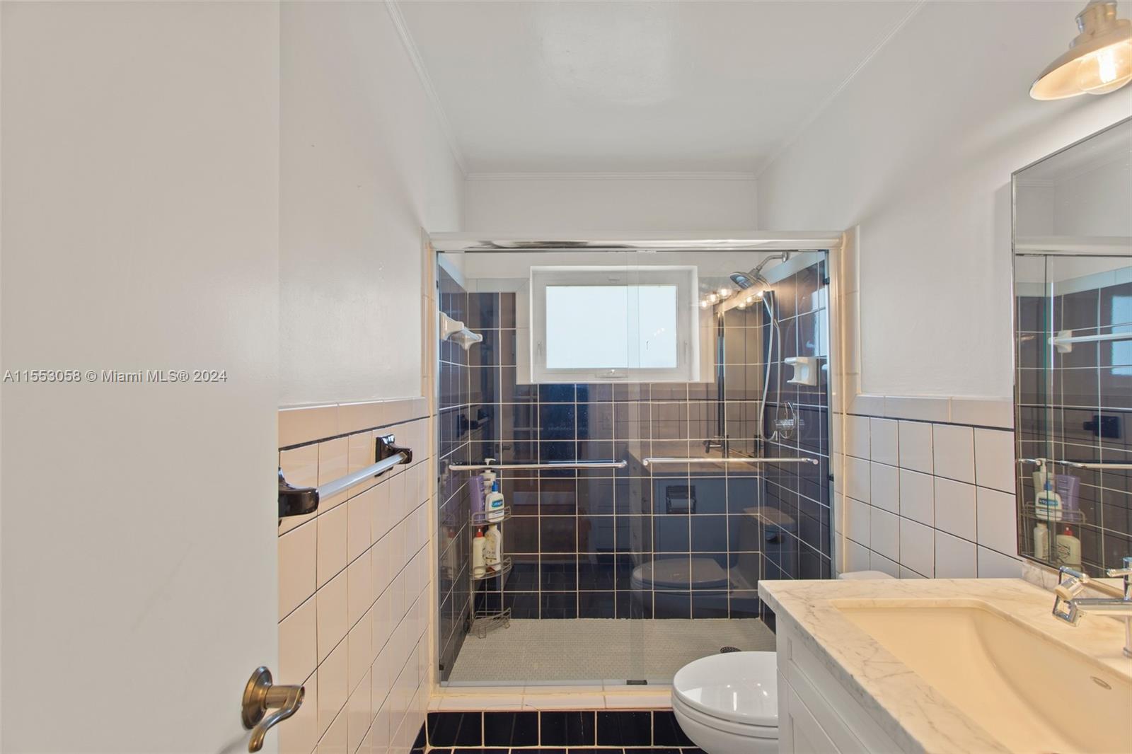 HOLIDAY ESTS - Residential