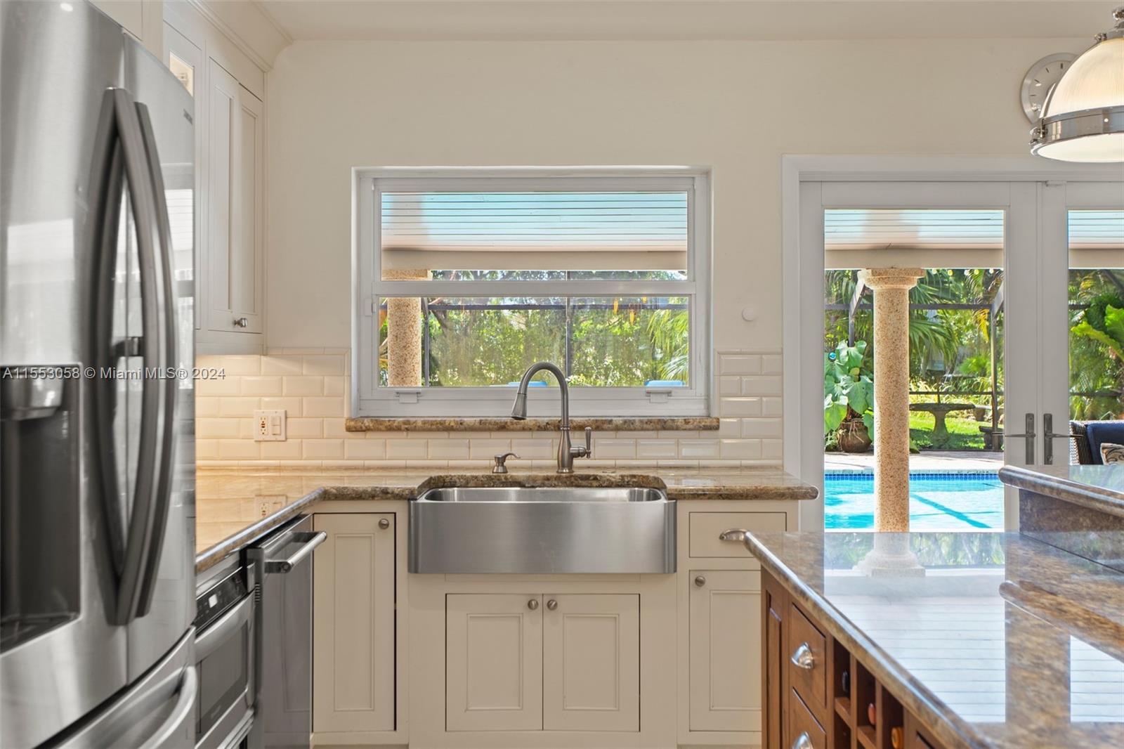 HOLIDAY ESTS - Residential