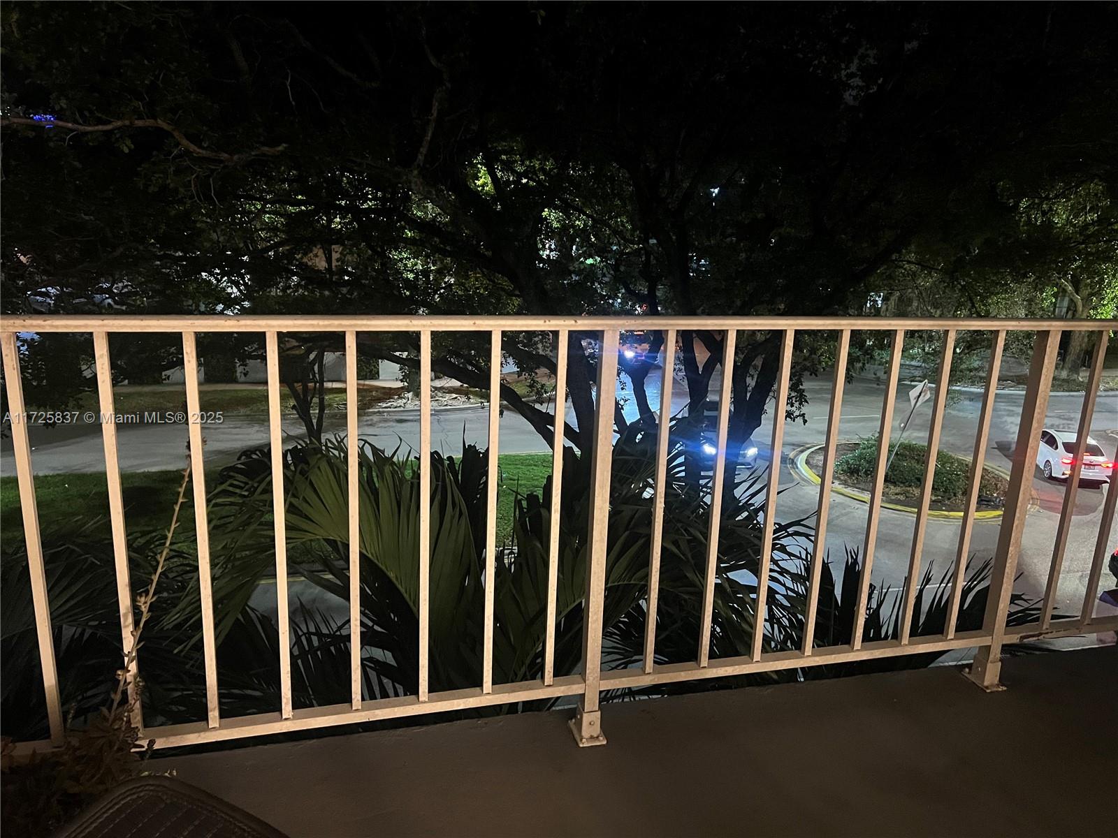 BAYVIEW PALMS CONDO - Residential