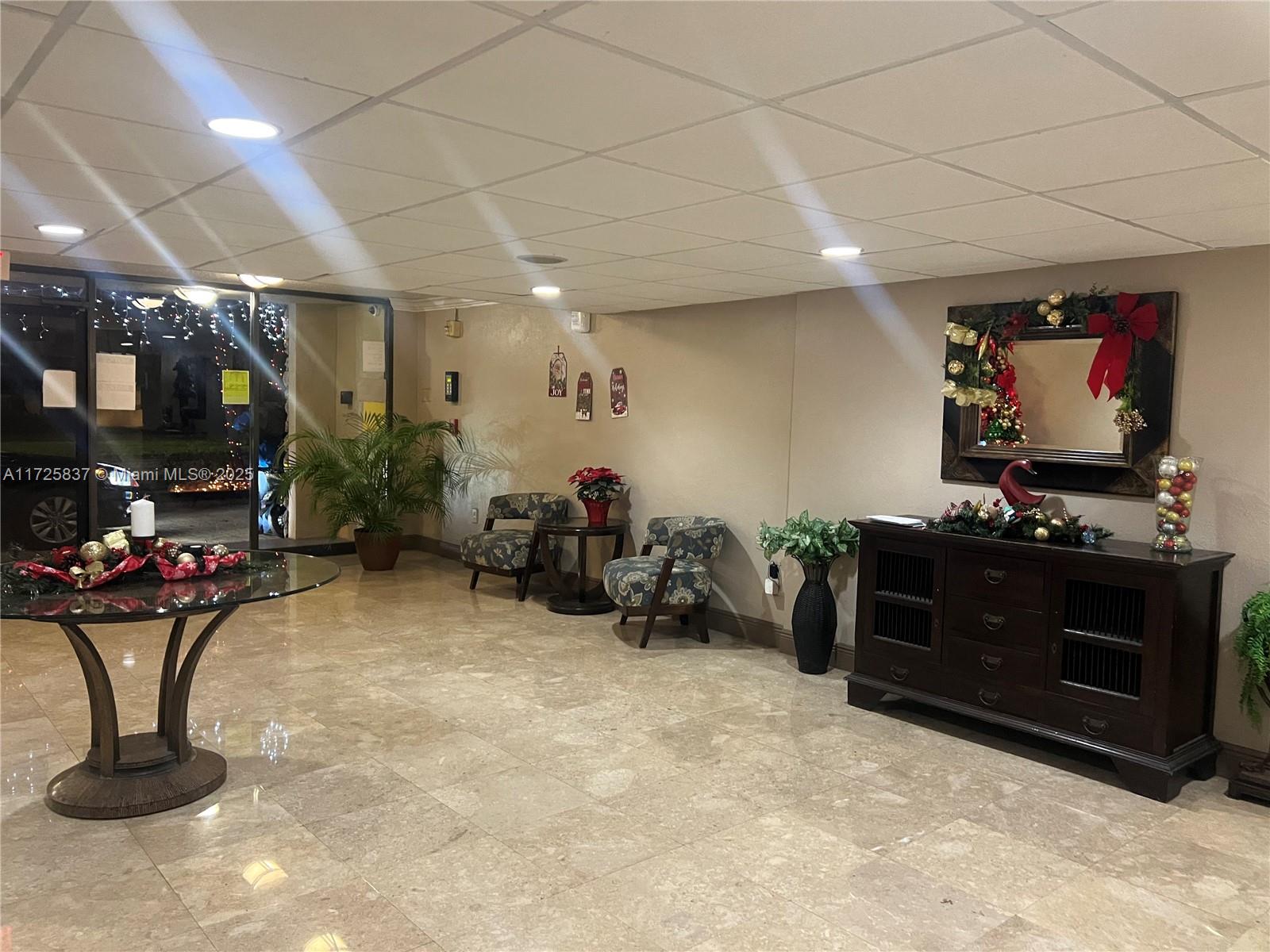 BAYVIEW PALMS CONDO - Residential