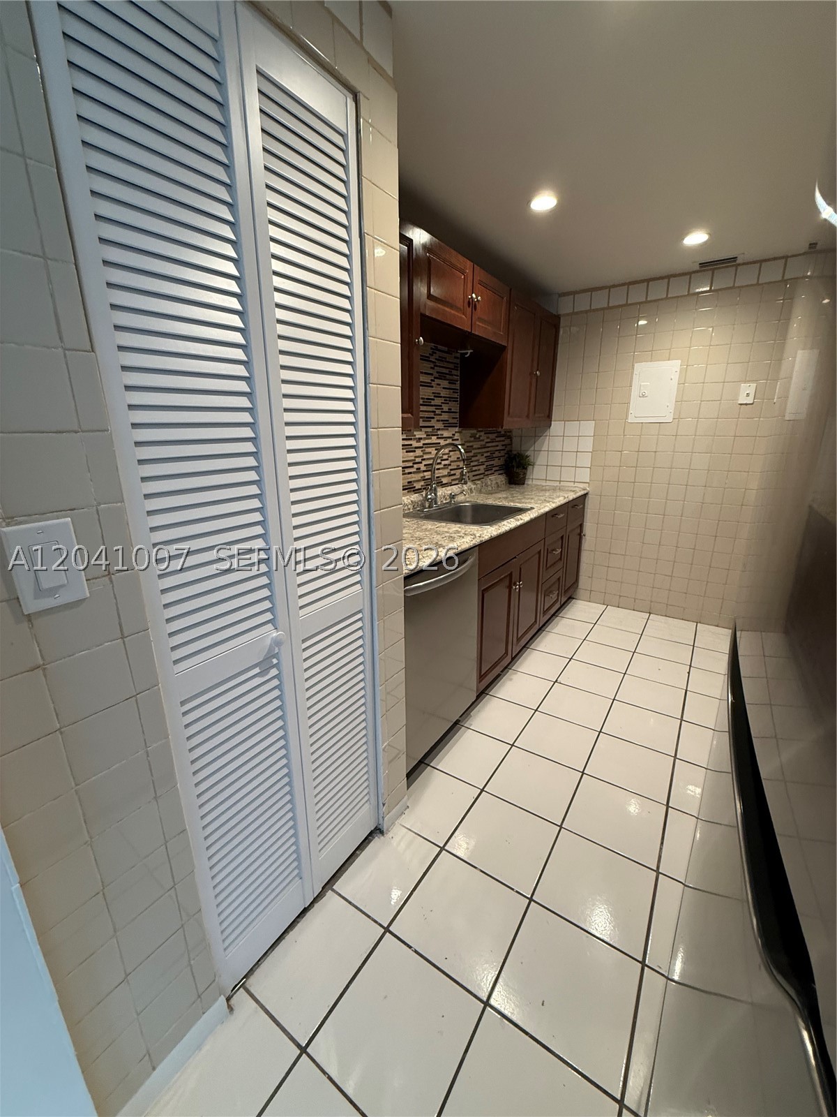 13455 NE 10th Ave 410