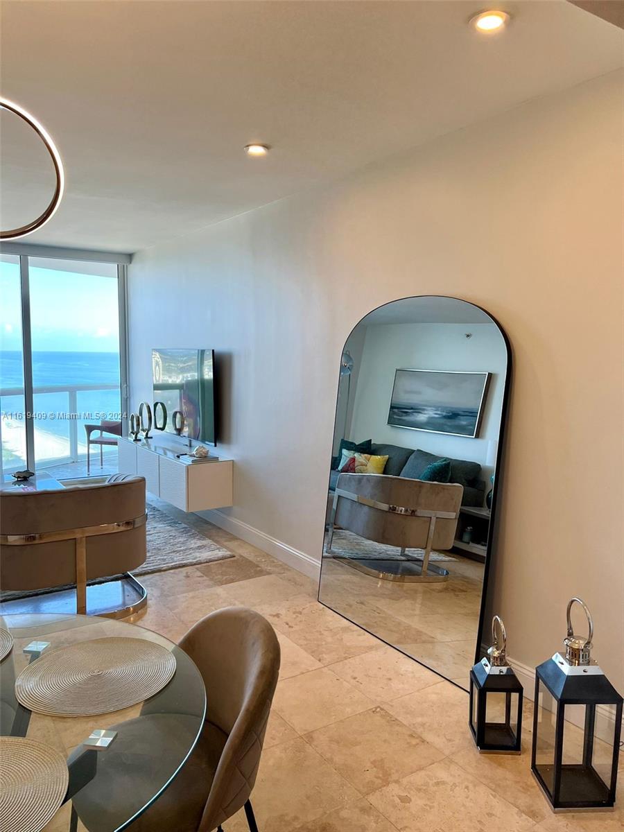 AKOYA CONDO - Residential Lease