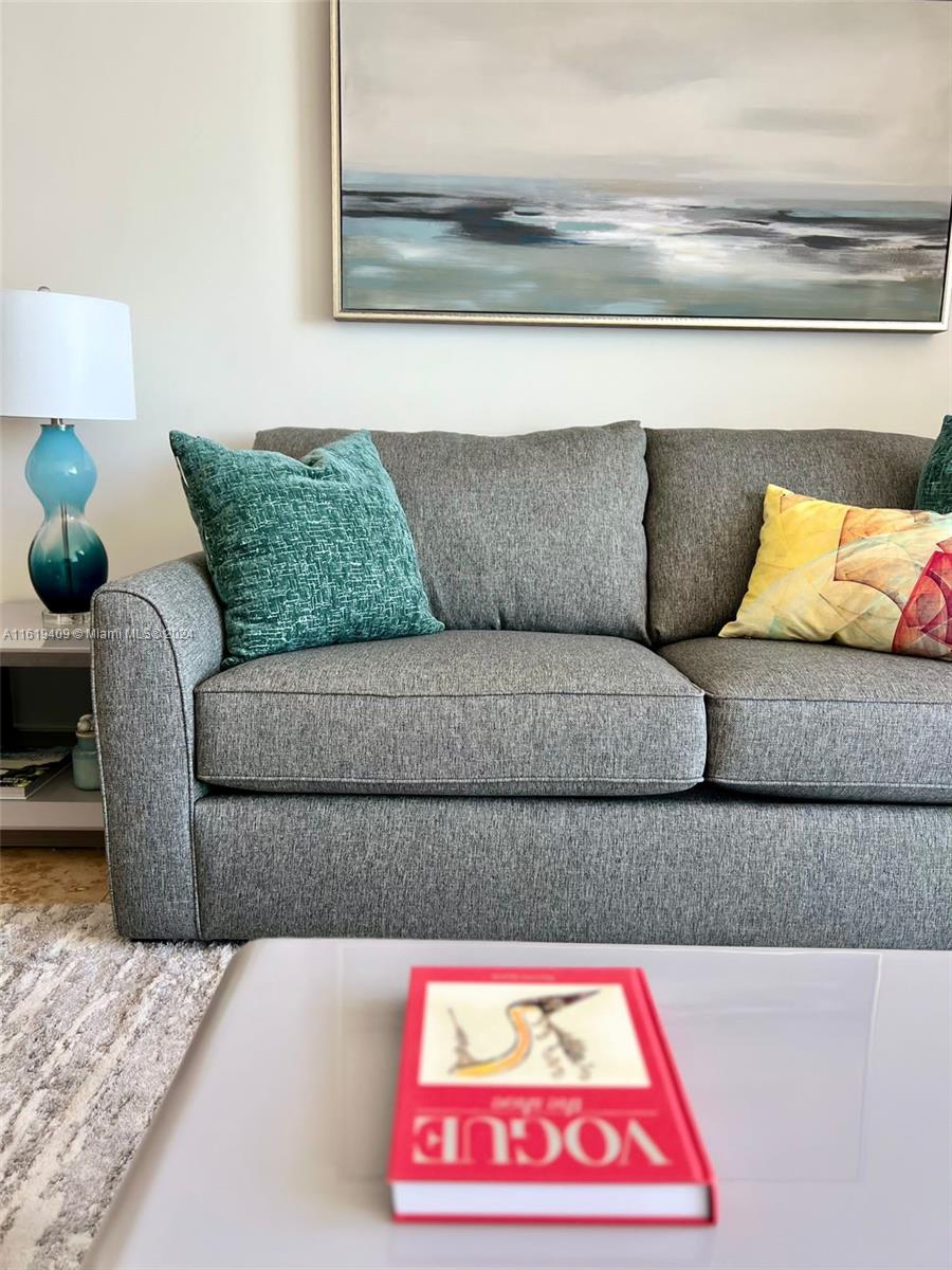 AKOYA CONDO - Residential Lease