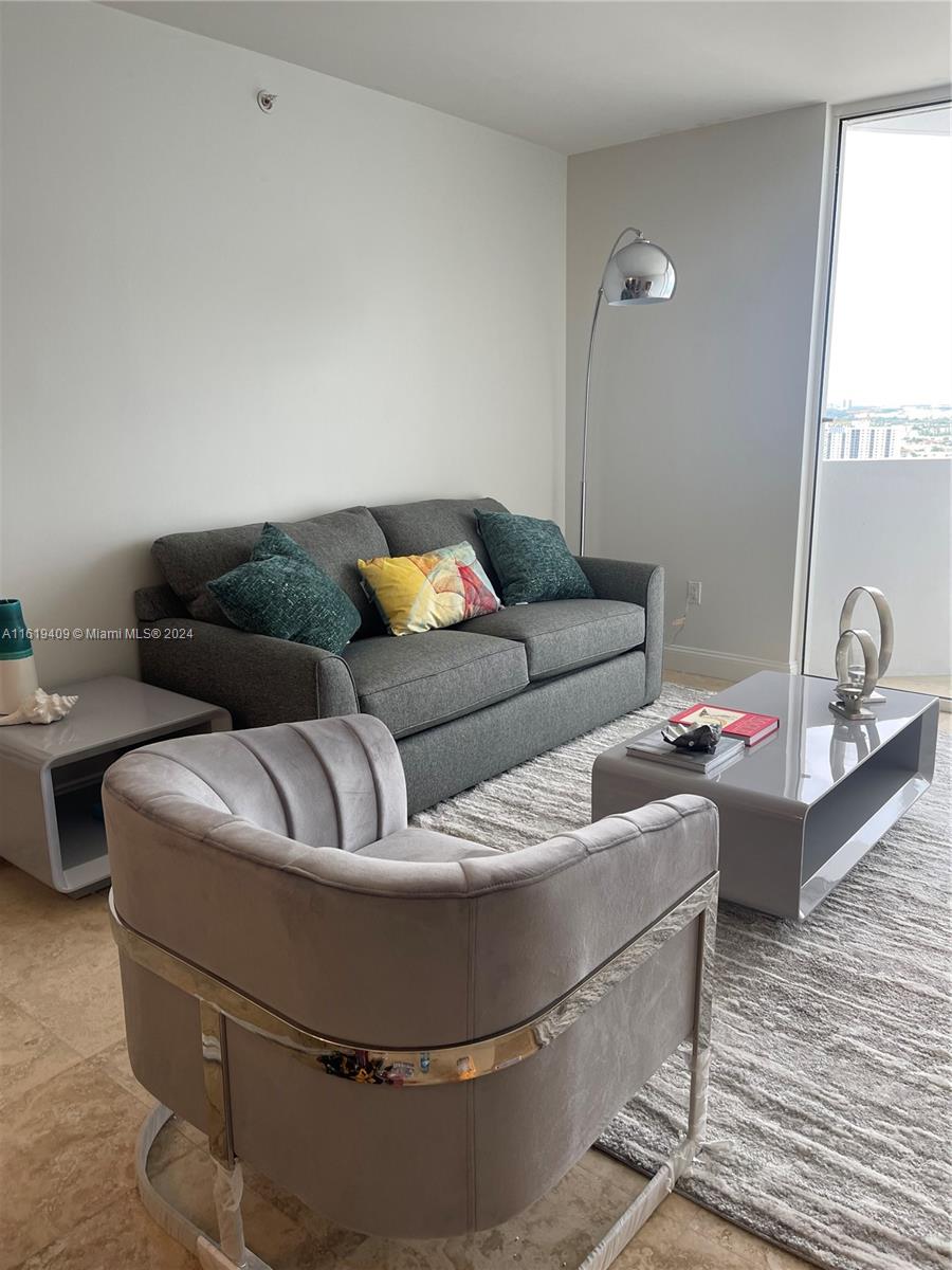 AKOYA CONDO - Residential Lease