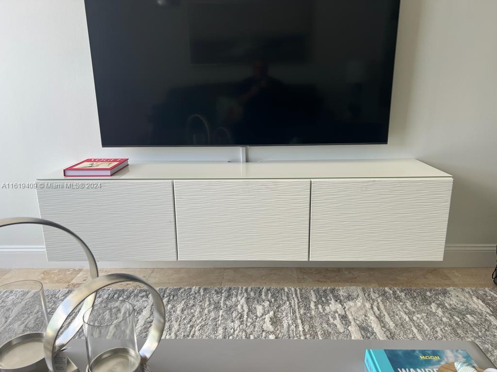 AKOYA CONDO - Residential Lease