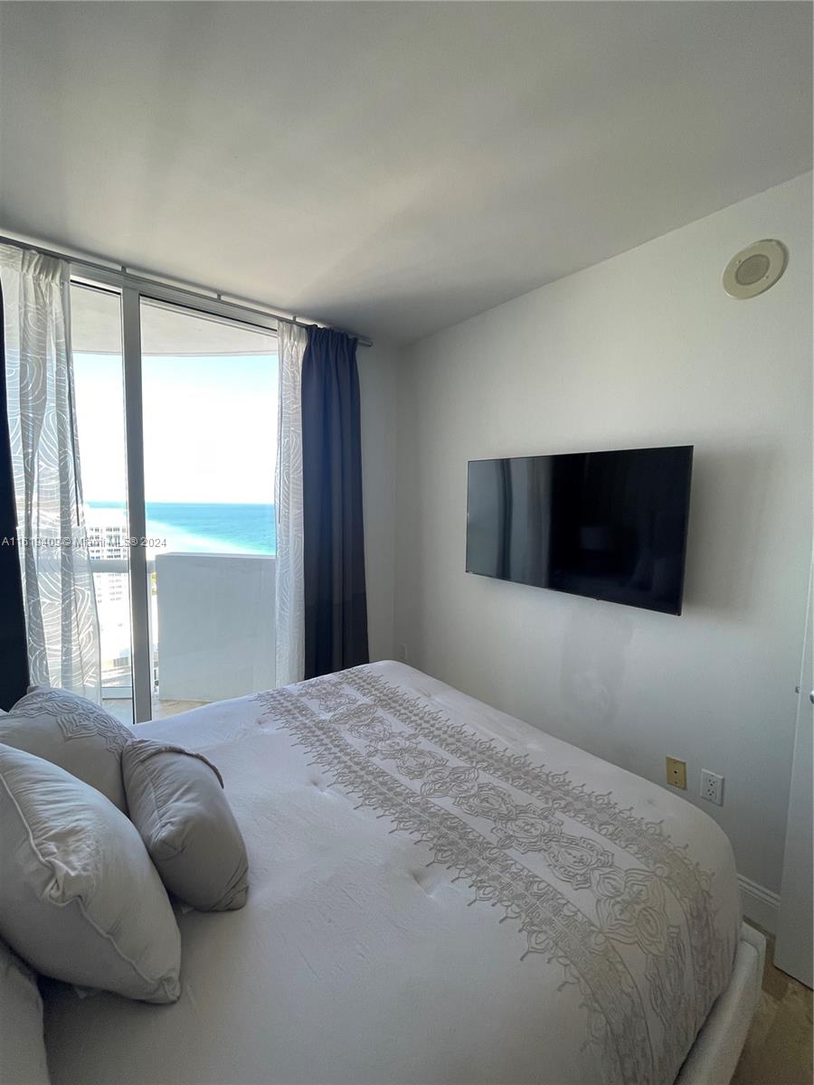 AKOYA CONDO - Residential Lease