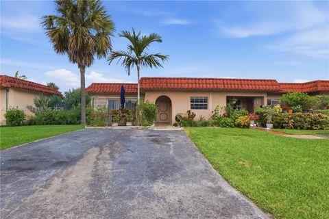 Tiny photo for 2321 SW 81st Ter #5, North Lauderdale, FL 33068 (MLS # A12026485)