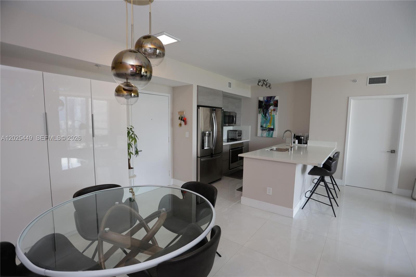 325 S Biscayne Blvd 1822
