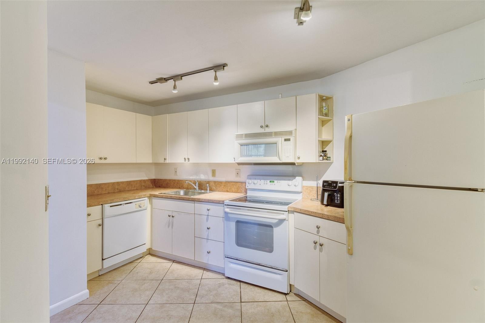 OCEANVIEW PARK CONDO - Residential