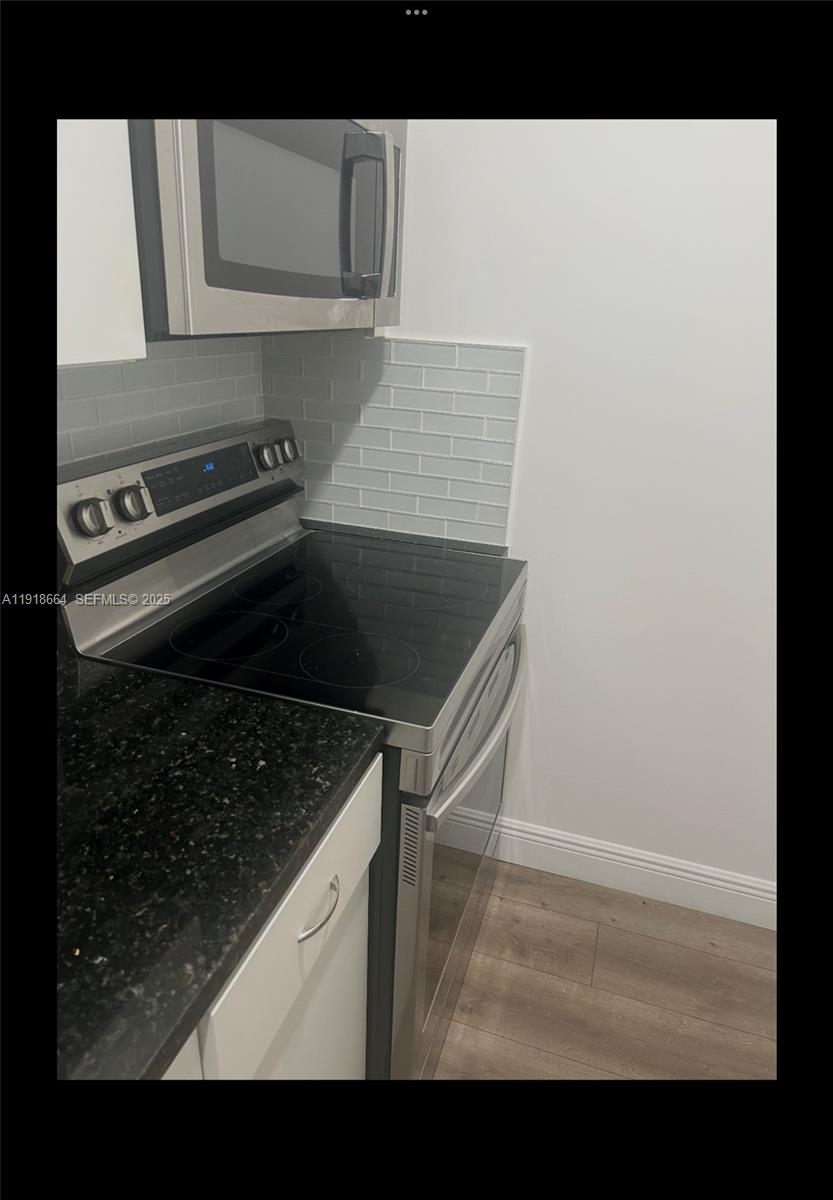 HIALEAH HOMESITES 1ST ADD - Residential