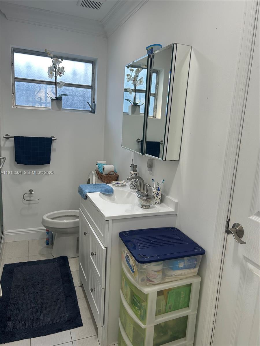 HIALEAH HOMESITES 1ST ADD - Residential