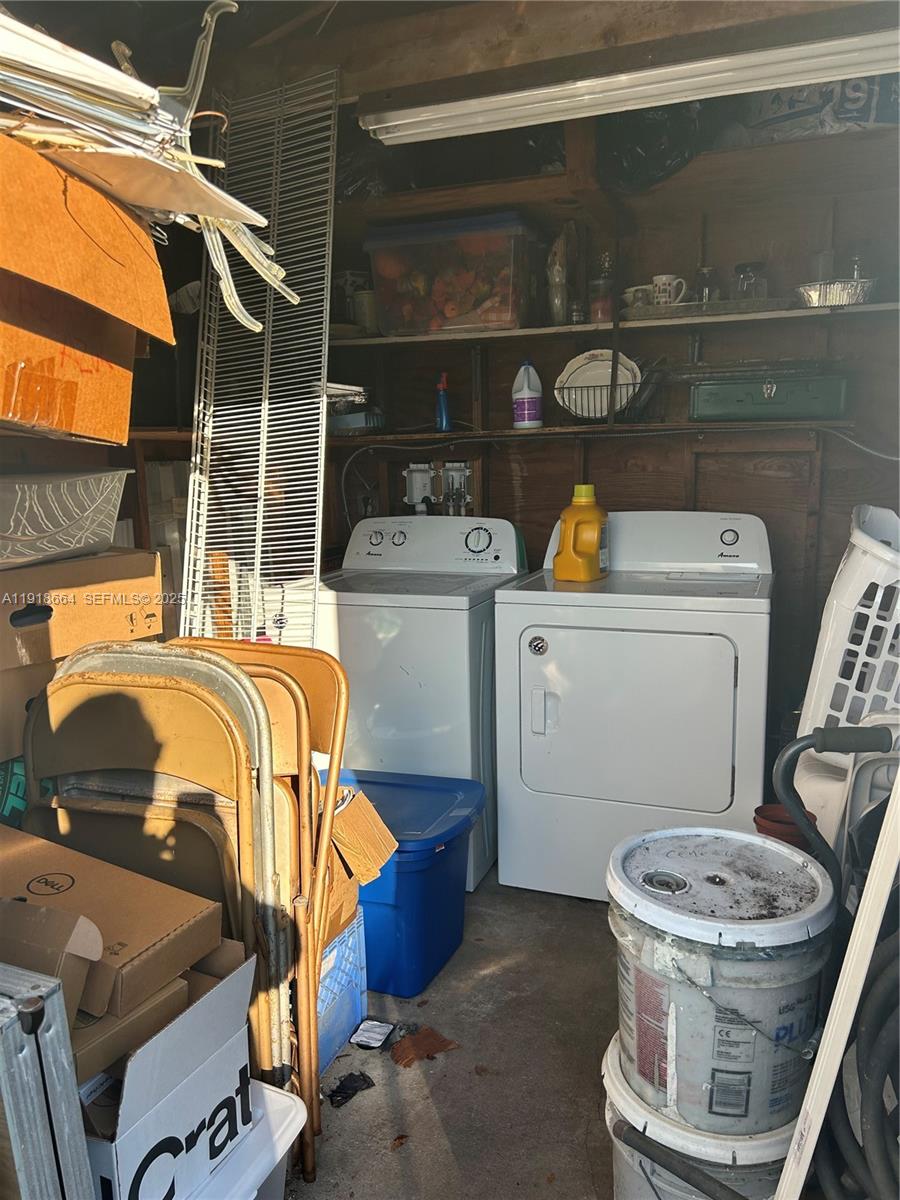 HIALEAH HOMESITES 1ST ADD - Residential