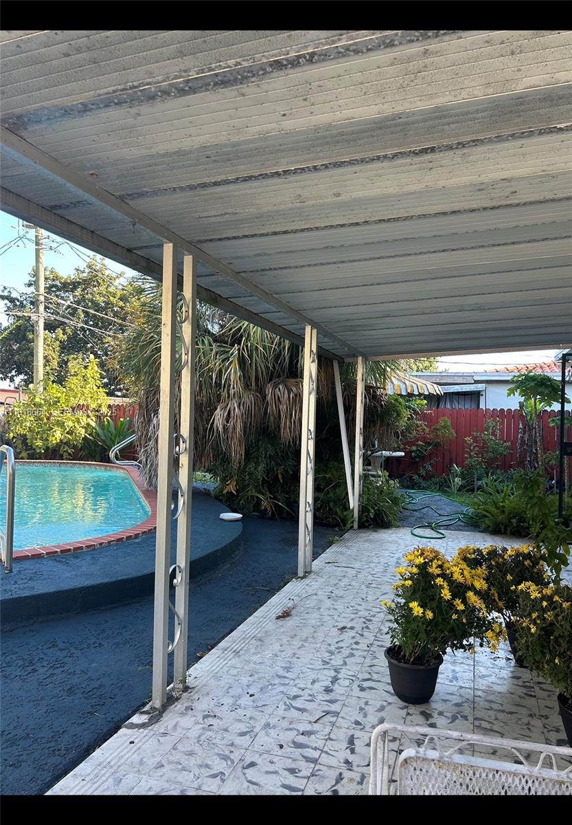 HIALEAH HOMESITES 1ST ADD - Residential