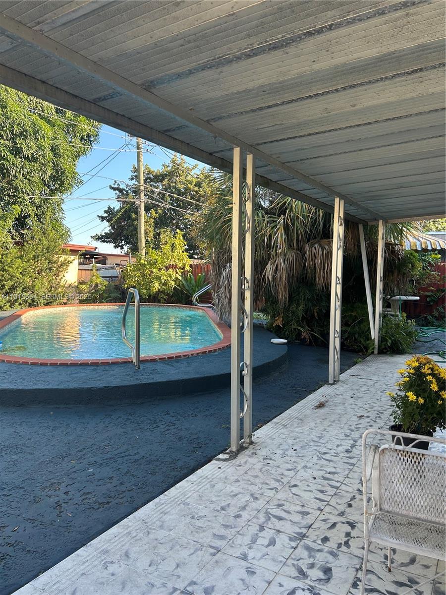 HIALEAH HOMESITES 1ST ADD - Residential