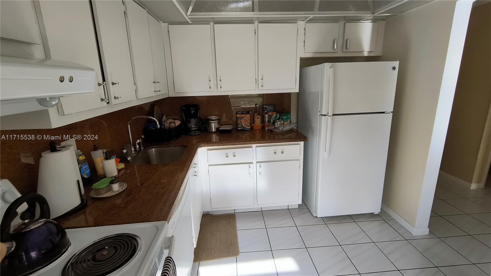 FAIRWAYS OF BOCA LAGO CON - Residential Lease