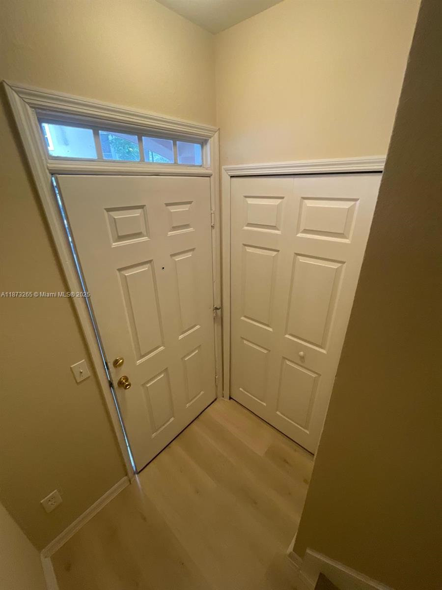 HAMPTONS AT METROWEST - Residential Lease