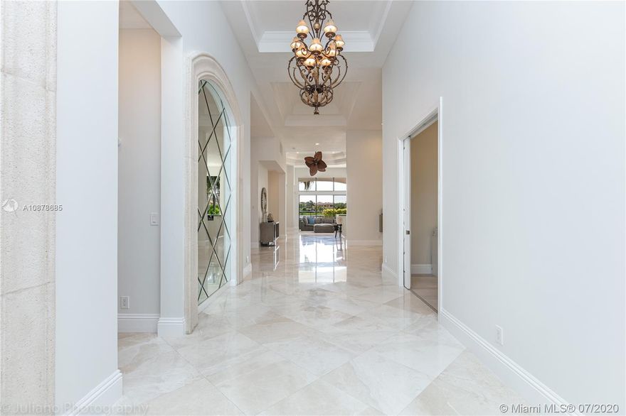 AVAILABLE NOW. FLEXIBLE TERMS. ELEGANT LAKEFRONT ONE STORY HOME. FULLY FURNISHED. DESIGNER DECORATED, BRAND NEW AFTER RENOVATION! NEW MARBLE AND WOOD FLOORS. BRAND NEW FURNITURE. 4 BDR/3 FULL AND 2 HALF BATHS, 2 CG. PREMIUM LOT WITH LONG LAKE VIEWS. FRESHLY PAINTED, BRAND NEW APPLIANCES. NEW LG WASHER AND DRYER. Full access to the highly-sought-after OAKS Club lifestyle with state-of-the-art fitness center, cafe, restaurant, amazing resort style pool with entertainment,Tennis, Basketball and so much more