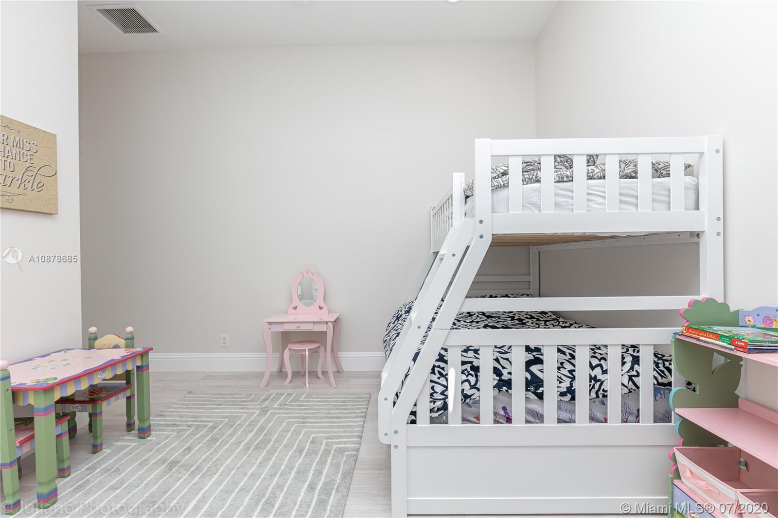 THE OAKS AT BOCA RATON - Residential Lease