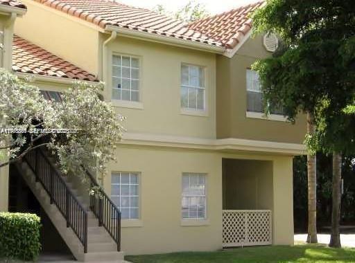 LA HACIENDA COUNTRY CLUB - Residential