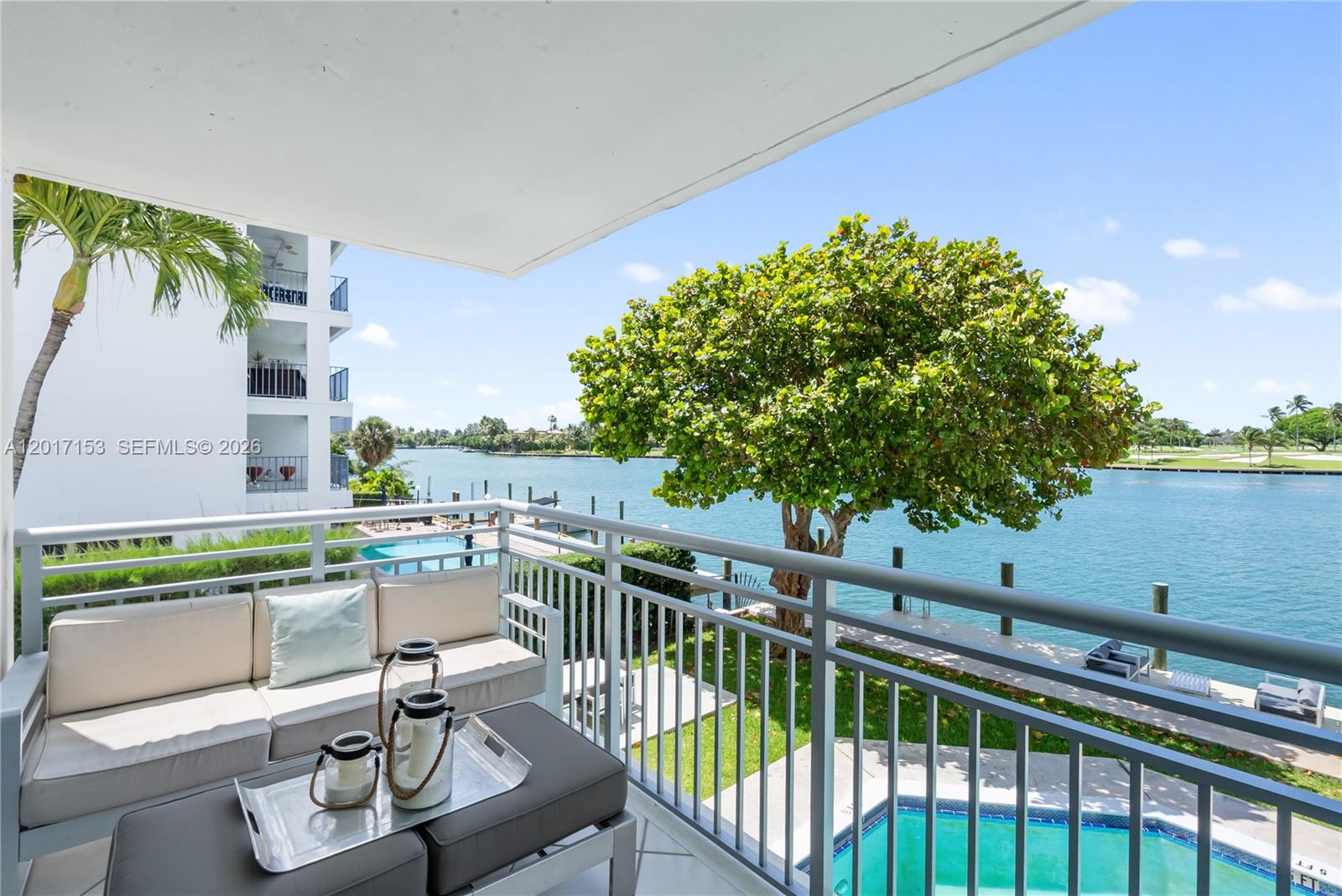 COLONY BAY HARBOR APTS CO - Residential