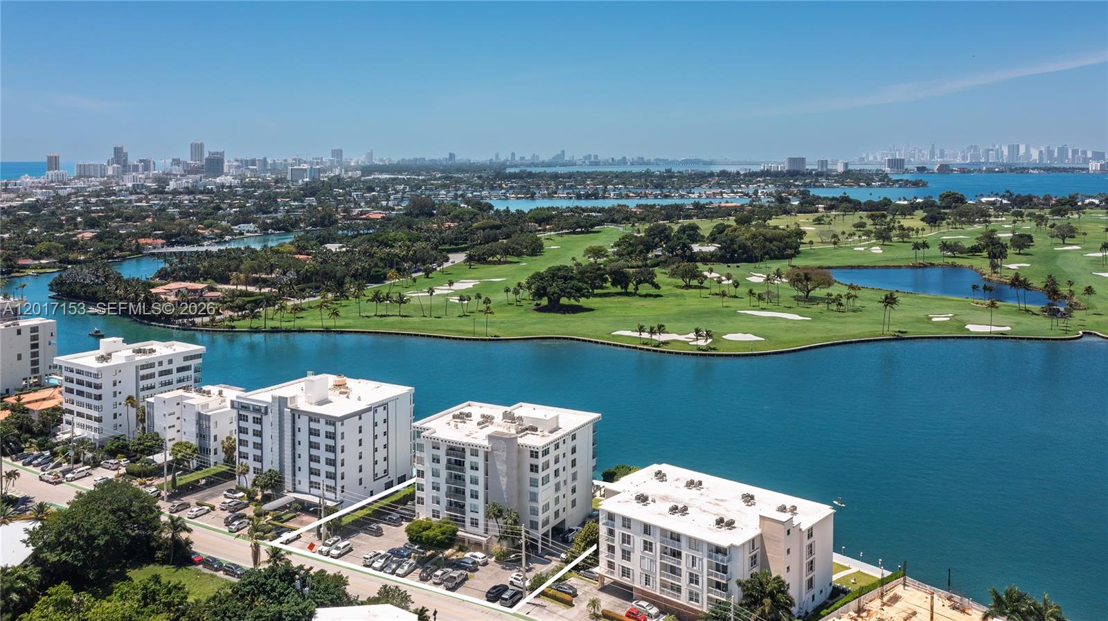COLONY BAY HARBOR APTS CO - Residential