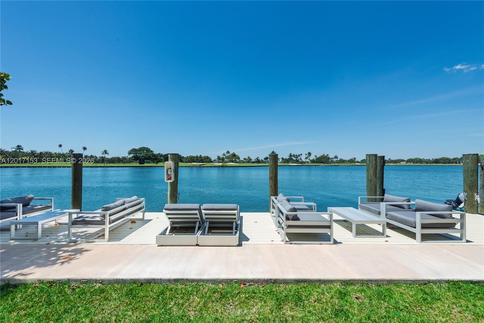 COLONY BAY HARBOR APTS CO - Residential