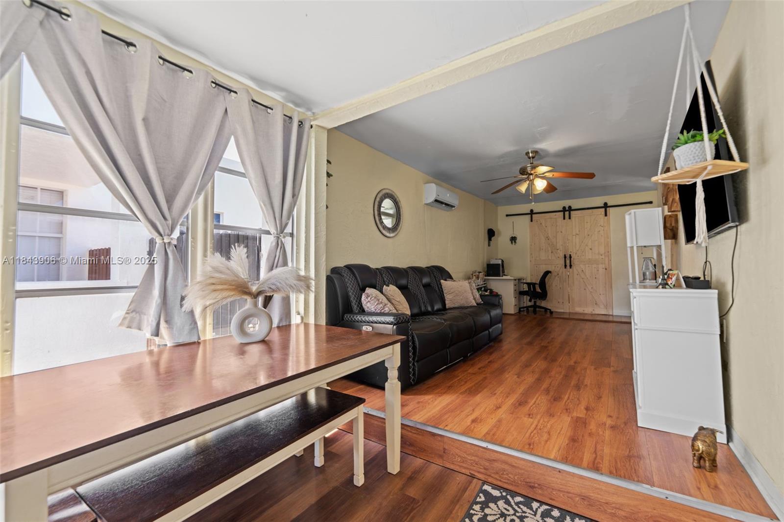 3143 NW 59th St