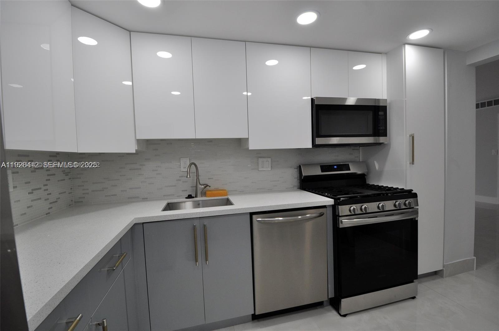 PARKER PLAZA CONDO - Residential