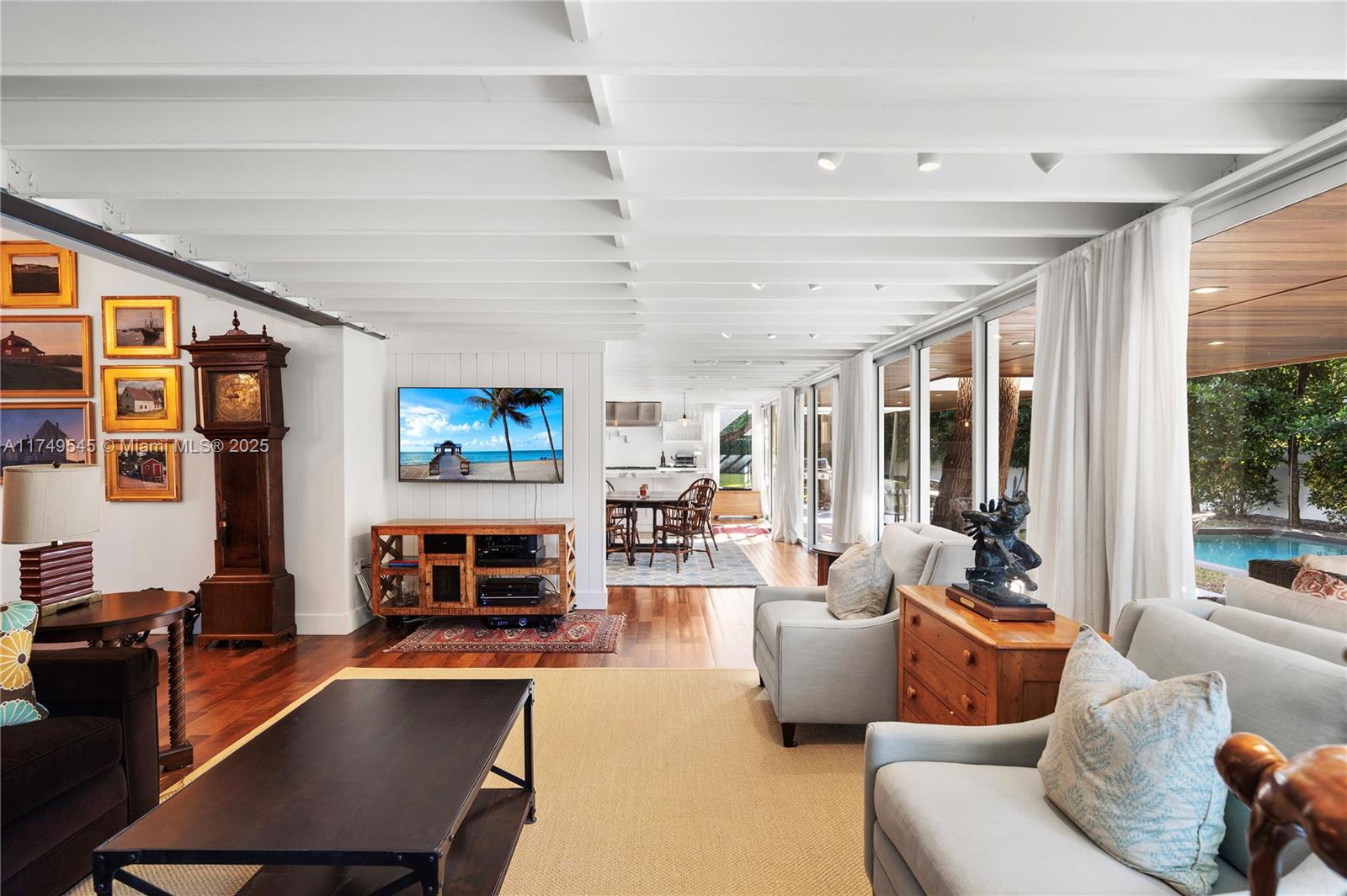 DUHE ESTS - Residential